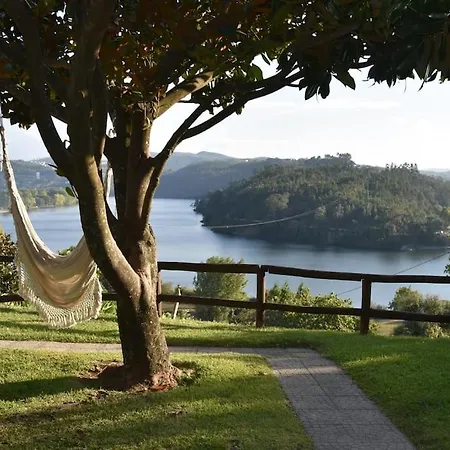 Chalé Douro Charming Melres