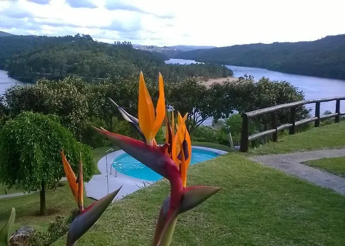 Douro Charming Chalet Melres